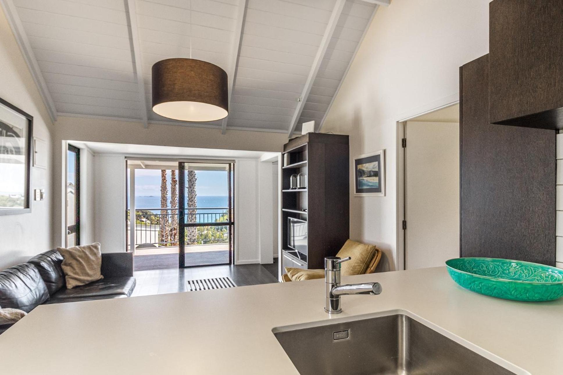 Cosy Palm Beach Cottage With Spectacular Seaviews Exterior photo